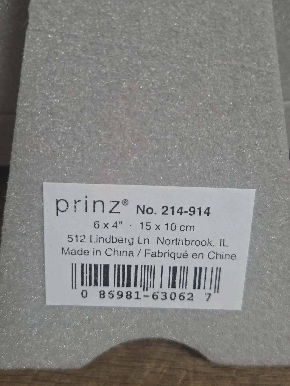 Prinz branded tropical